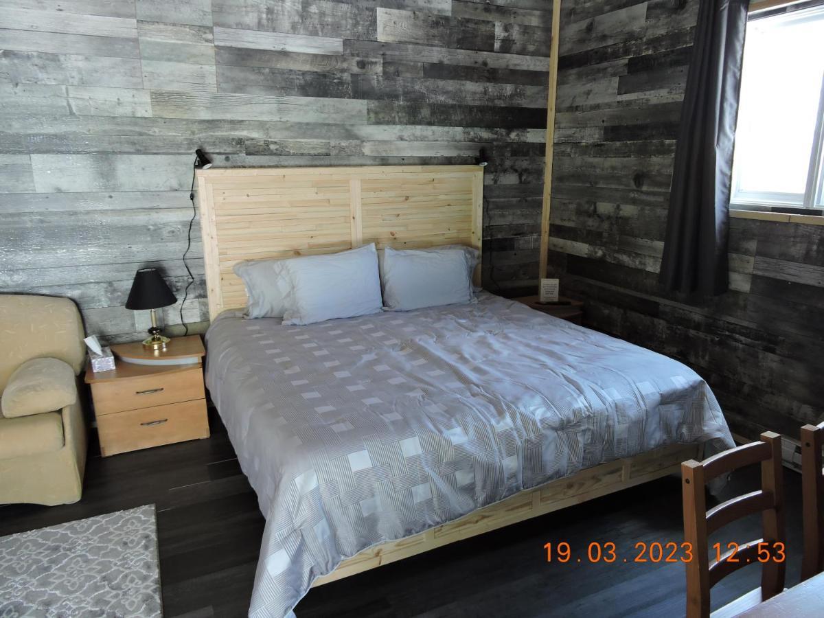 Gite Passion Et Tendresse B&B Shefford Exterior foto