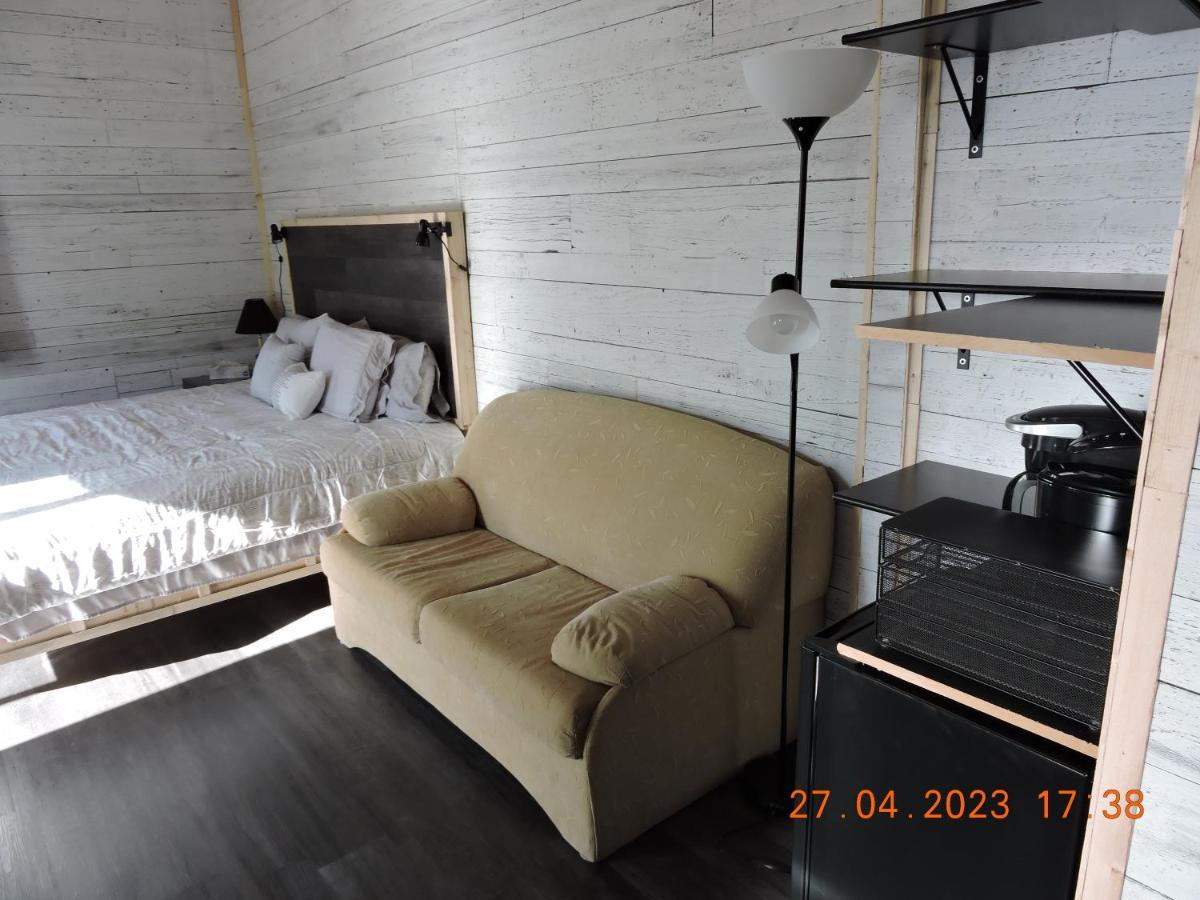 Gite Passion Et Tendresse B&B Shefford Exterior foto