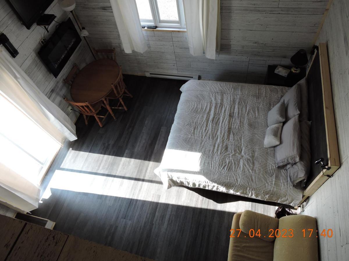 Gite Passion Et Tendresse B&B Shefford Exterior foto