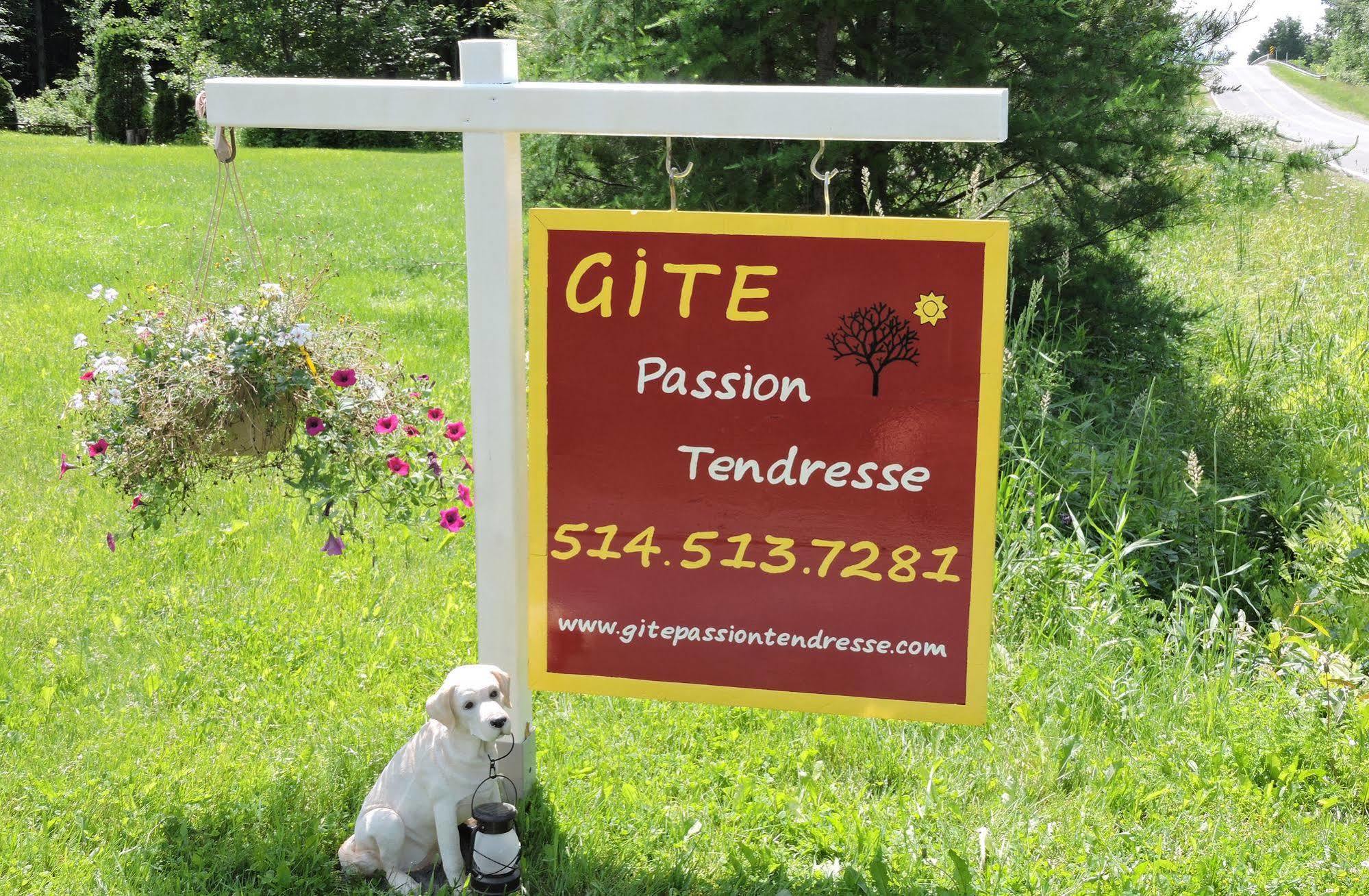 Gite Passion Et Tendresse B&B Shefford Exterior foto