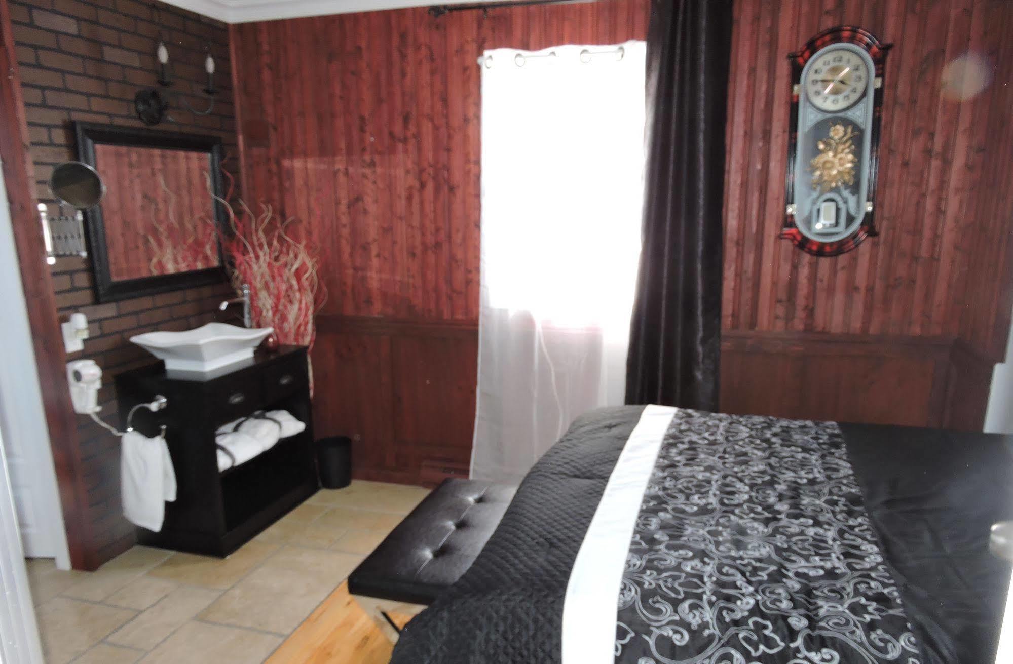 Gite Passion Et Tendresse B&B Shefford Exterior foto