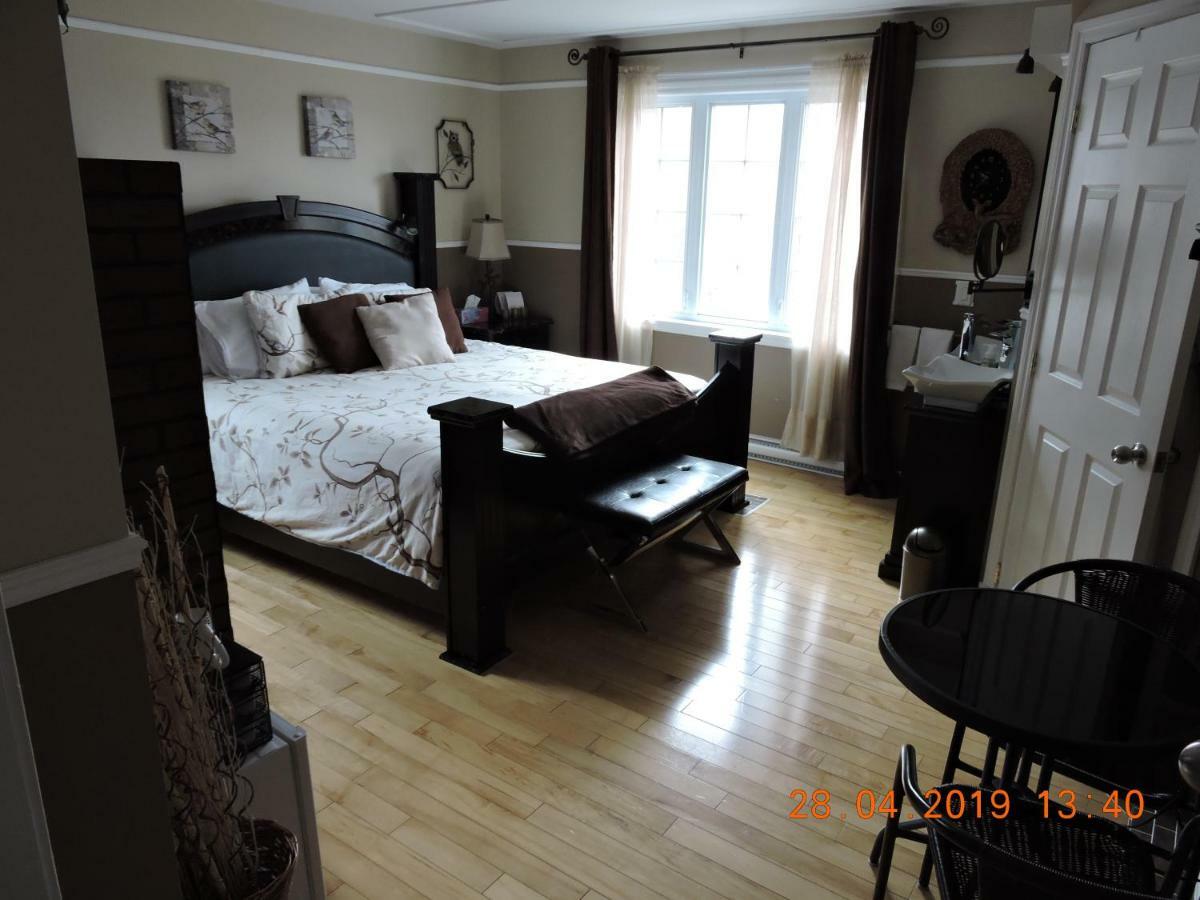 Gite Passion Et Tendresse B&B Shefford Exterior foto